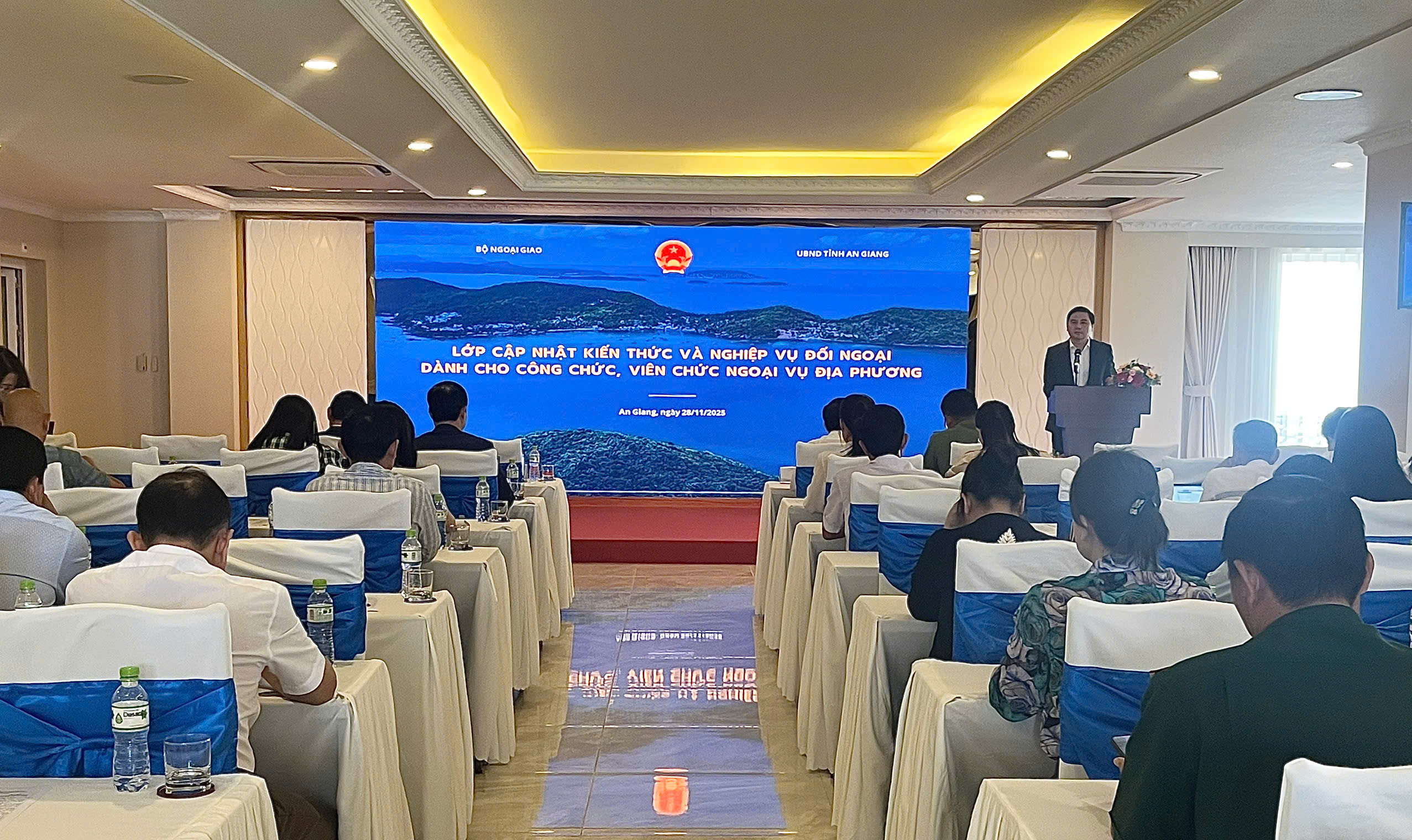 Training Course on Updated External Affairs Knowledge and Professional Skills in Phu Quoc, An Giang